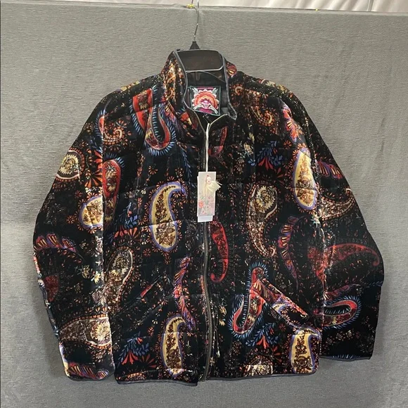 Johnny Was Black and Red Paisley velvet Dolman Quilted jacket . L, XL.